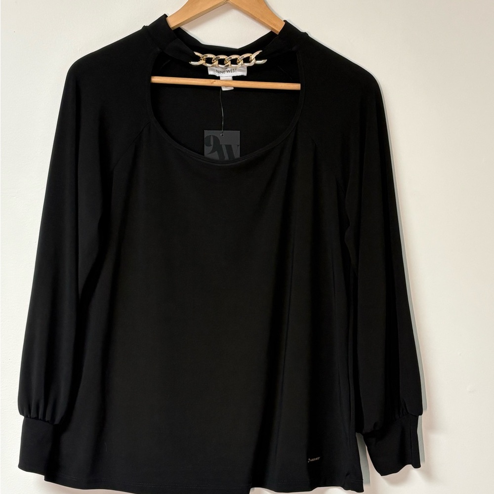 NWT Nine West Black Top with Gold Chain Detail NWT - Picture 9 of 12